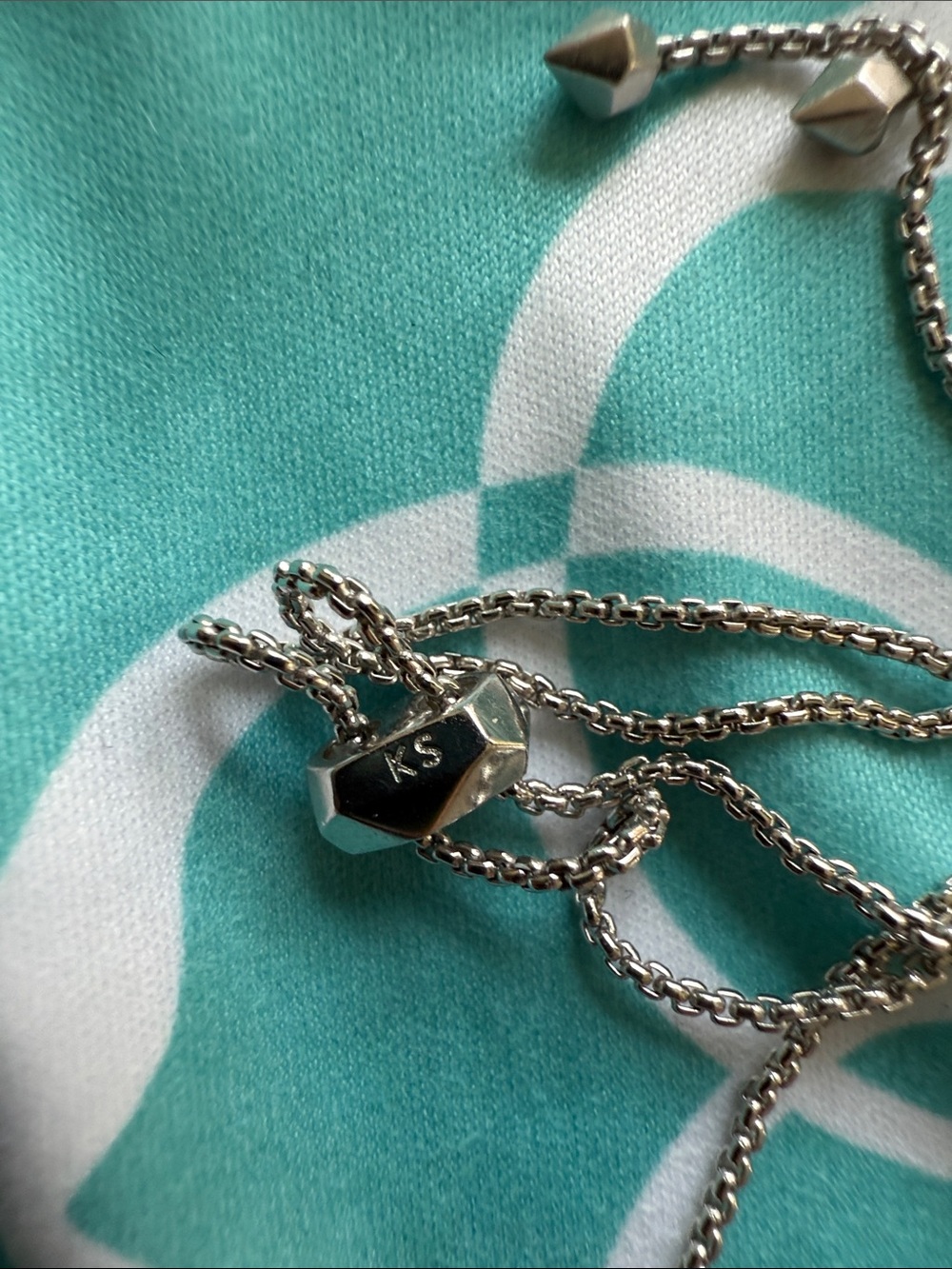 Kendra Scott Sterling Silver Geometric Pendant Necklace in Silver - Picture 4 of 7